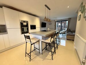 Photo 14- click for photo gallery